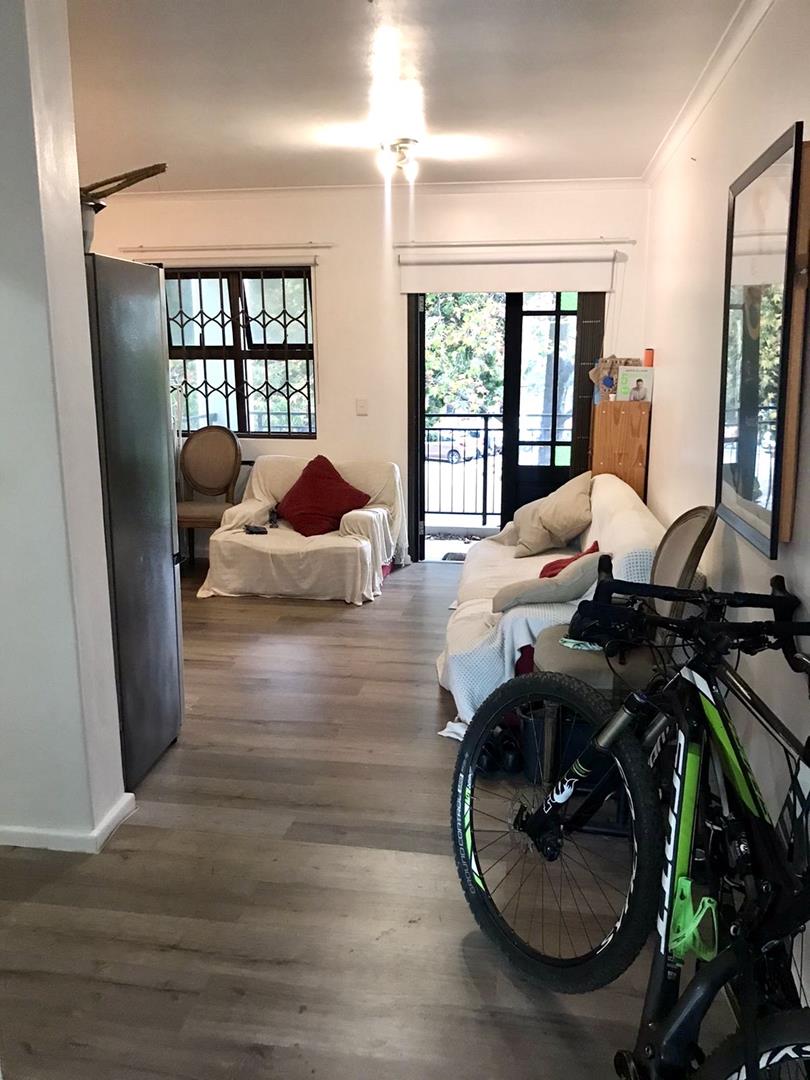 To Let 1 Bedroom Property for Rent in Rondebosch Western Cape